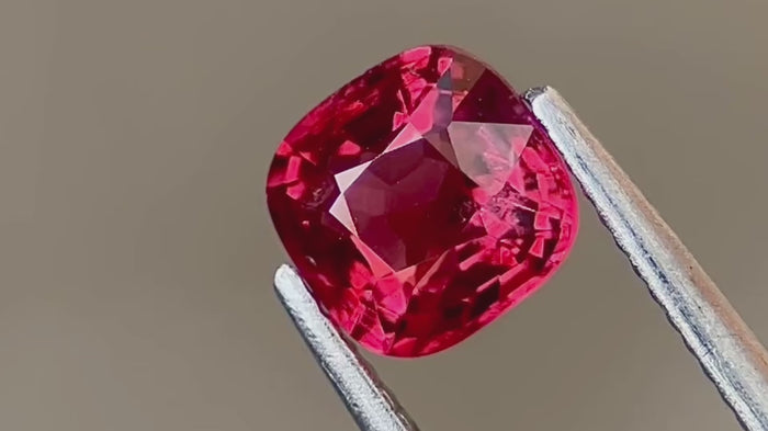 0.89ct Burmese red spinel, untreated and natural, perfect for distinctive gemstone jewellery, sourced in London.