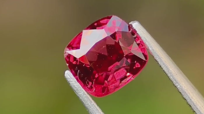 Bright red untreated spinel, ideal for adding a pop of colour to custom jewellery pieces.