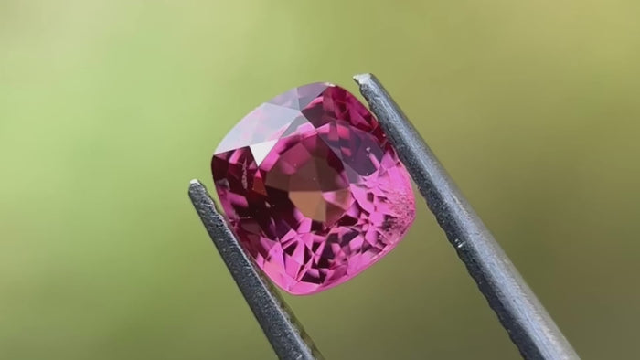 Pink natural untreated gemstone, Mogok(Burma ) origin 